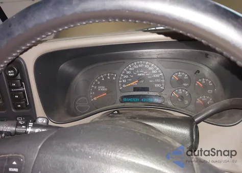 2003 Chevrolet Suburban 1500 Lt z USA, uszkodzony, nr VIN 3GNFK16Z73G132664